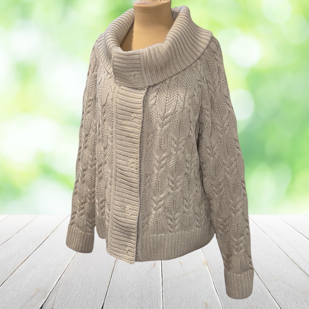 ST JOHN Cable Knit Cardigan Sweater Cowl Neck Snaps Logo Heavyweight Beige Sz L